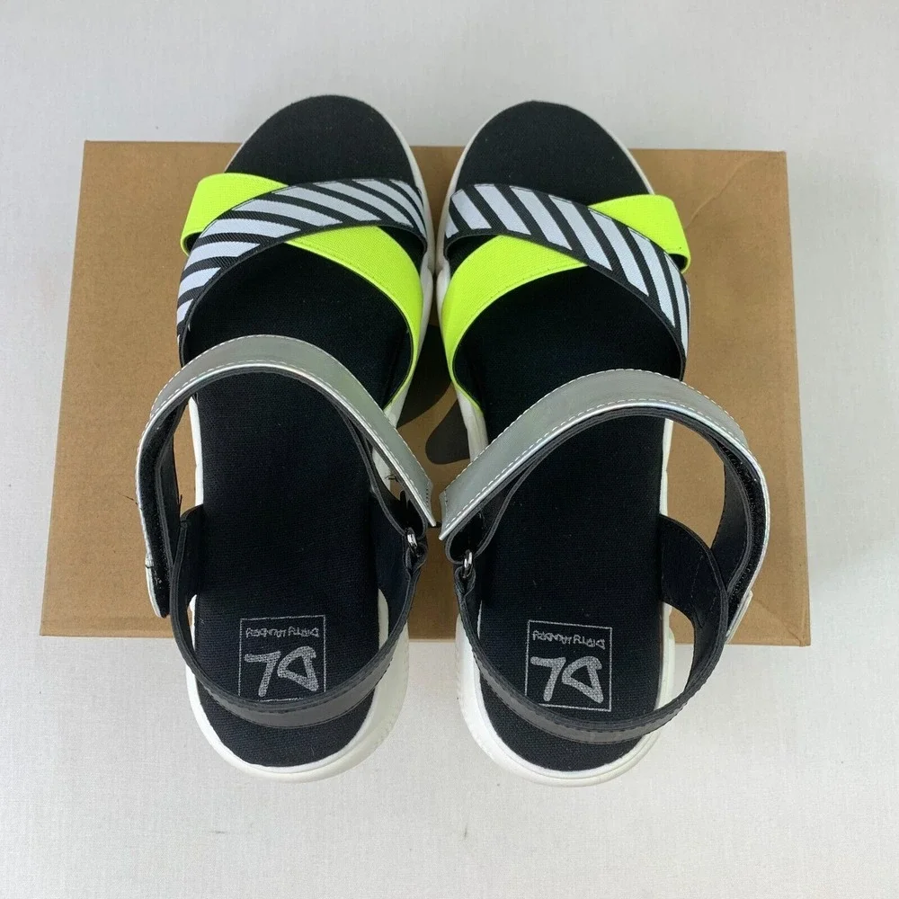 Dirty Laundry Womens Sz 8M Time3 Sandals Black‎ White Hook & Loop Slip-Ons